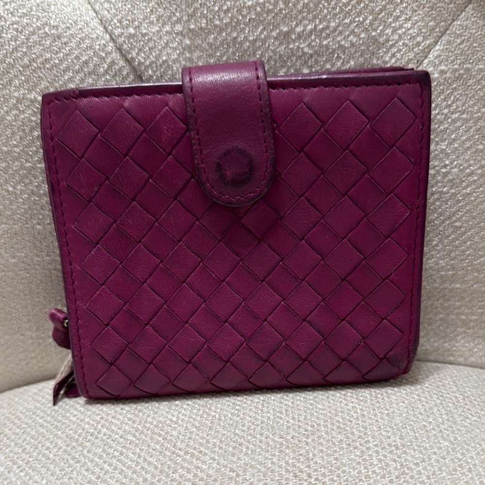 *RARE* Purple Bottega Vaneta Leather Wallet